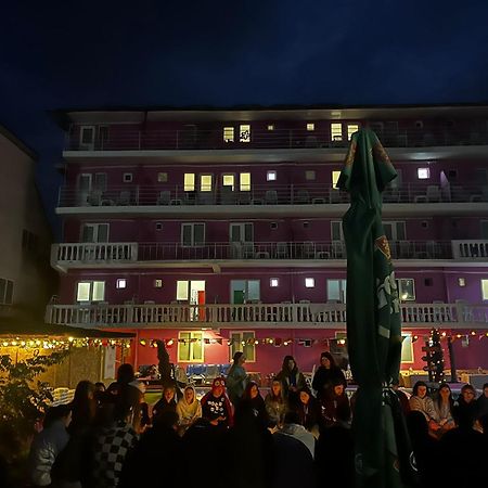 Casa Barbie Costinesti Hostel ภายนอก รูปภาพ